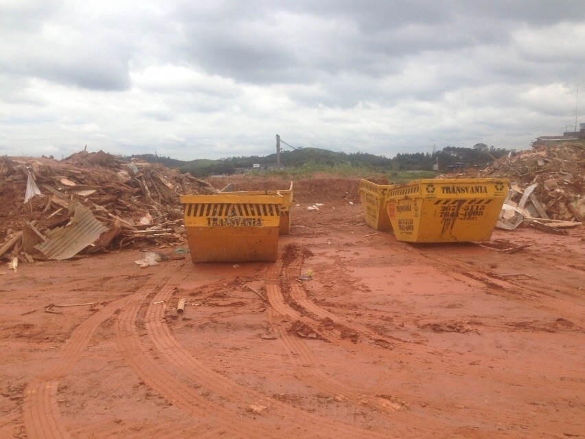 Caçamba para Remoção de Entulho no Parque Novo Oratório - Locação de Caçamba para Entulho