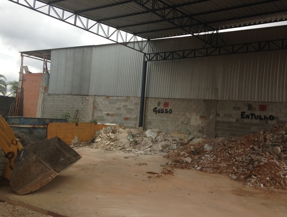 Caçamba para Remover Entulho em Camilópolis - Remoção de Entulho com Caçamba