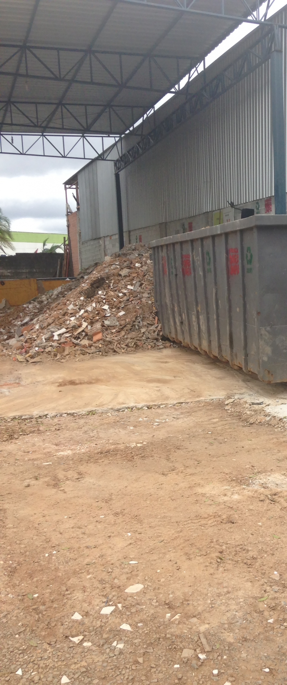 Caçamba para Retirar Lixo Preço na Vila Pires - Empresa de Caçamba para Retirar Lixo