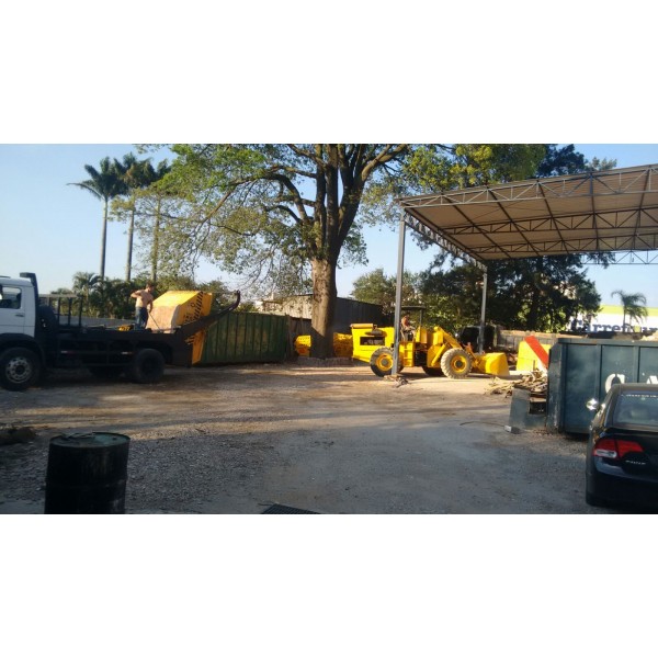 Empresa de Caçambas para Locação na Vila Luzita - Caçamba para Lixo Preço