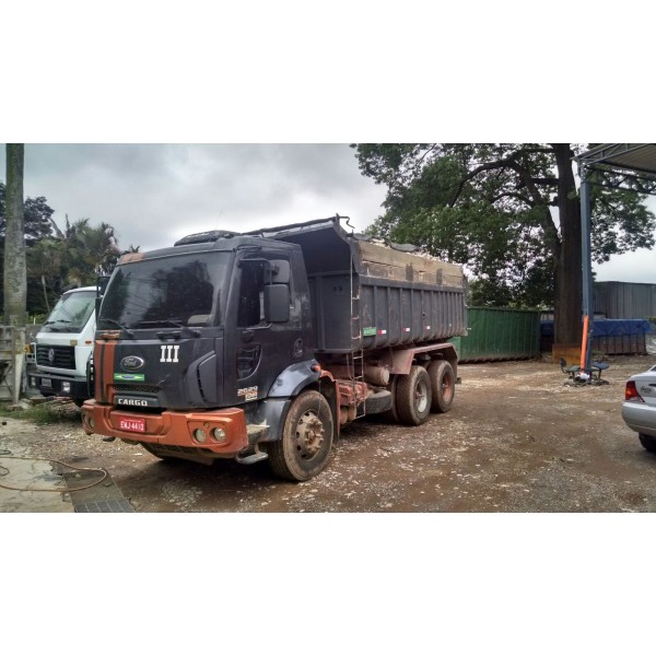 Empresa Que Faça Retirada de Terra no Bairro Santa Maria - Remoção de Terra SP