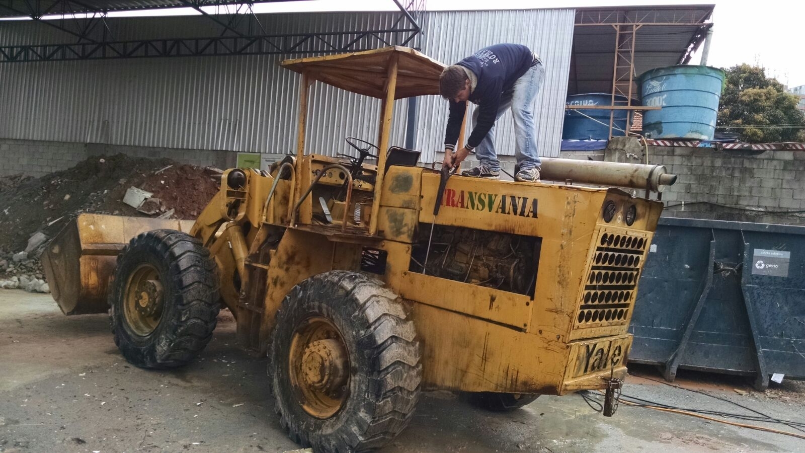 Limpeza de Terreno para Construção Preço no Jardim Telles de Menezes - Limpar Terreno