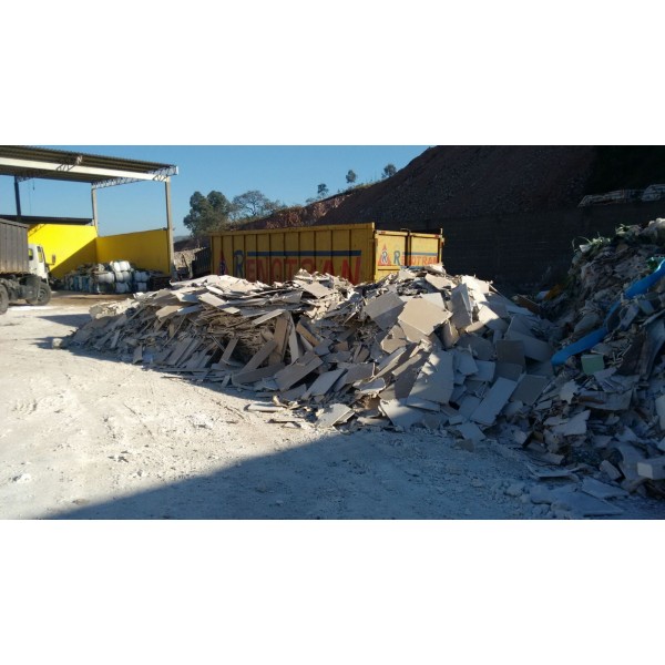Onde Contratar Empresa para Remover Lixo de Obra na Vila Santa Tereza - Remoção de Lixo de Obra no ABC