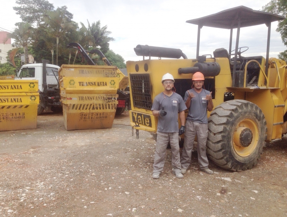 Procuro Limpeza de Terreno na Vila Humaitá - Serviço de Limpeza de Terreno