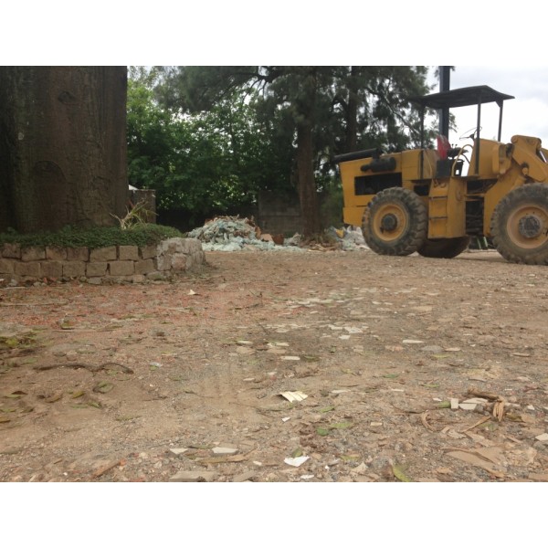 Remoção de Terra Onde Contratar no Jardim Bom Pastor - Remoção de Terra no Taboão