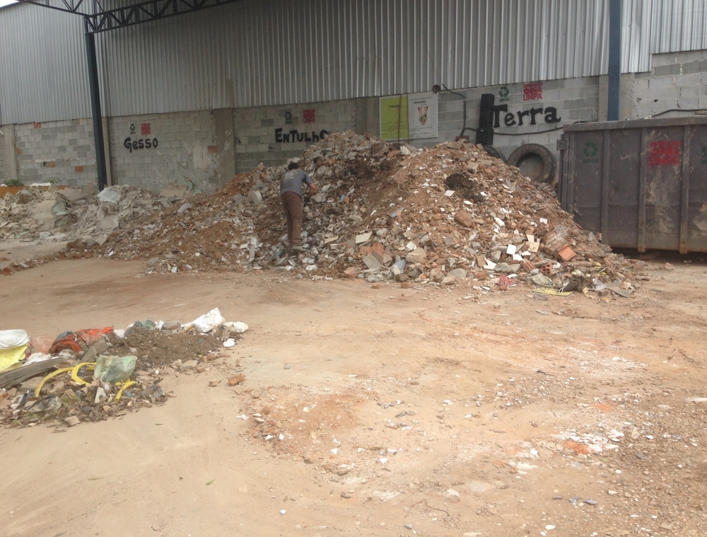 Remover Lixo com Caçamba Preço na Vila Curuçá - Caçamba para Coleta de Lixo