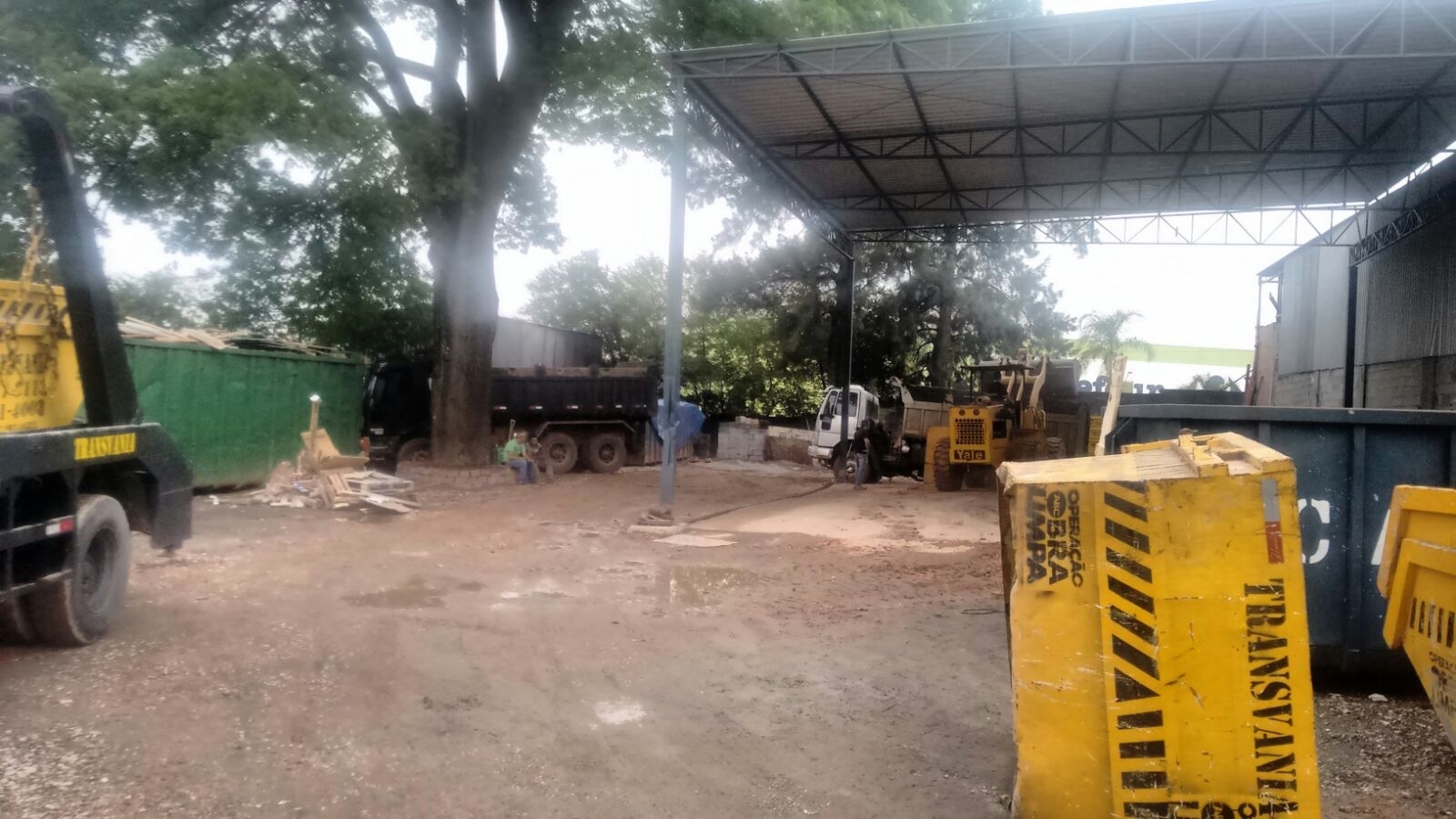 Retirada de Terra de Terreno Preço na Bairro Casa Branca - Serviço de Limpeza de Terreno