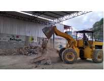 caçamba para coleta de lixo na Vila Aquilino